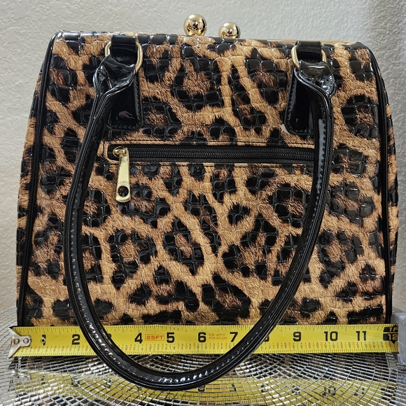Leopard Patent Bag - Picture 6 of 15